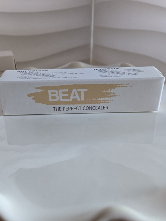 Belle by Kim Gravel Other - Belle Beauty BEAT The Perfect Concealer - Light